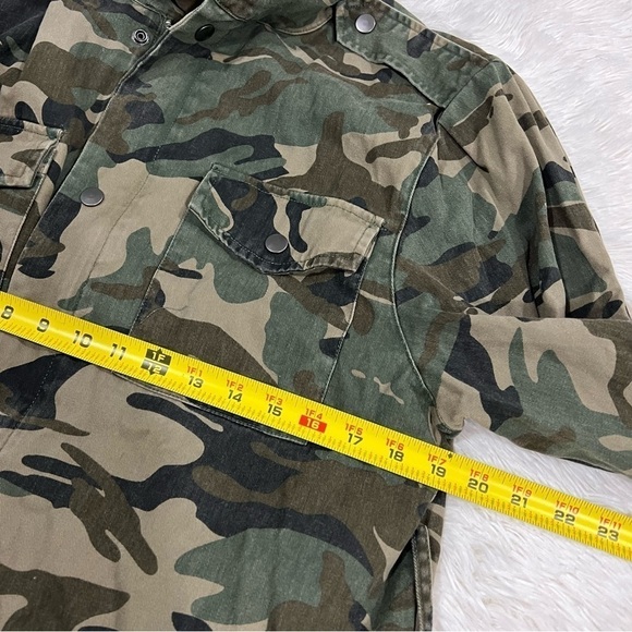Forever 21 Camo Utility Jacket NWT - Picture 3 of 11